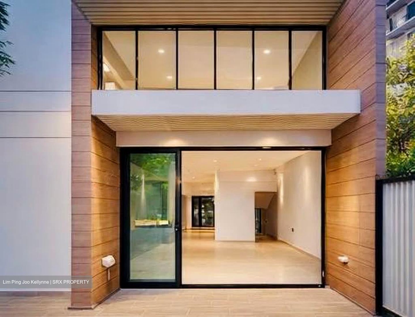 Lorong N Telok Kurau (D15), Terrace #563718521